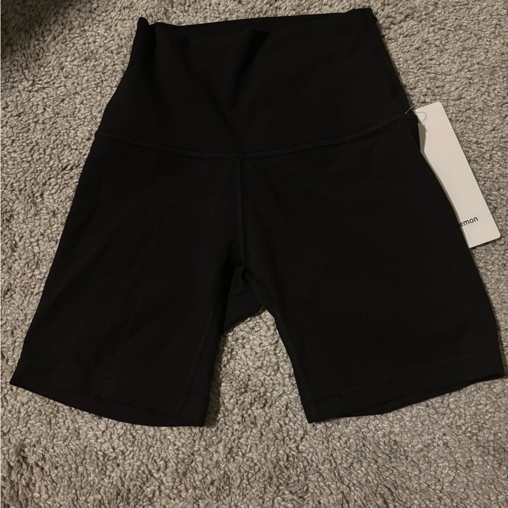 lululemon athletica Women's Black High-Waisted Shorts